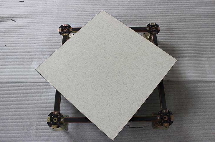 機(jī)房選用防靜電活動(dòng)地板的作用有哪些？