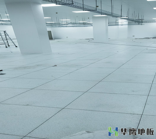 恭祝華鷹機房設(shè)備有限公司與廣東湛江港大廈工程合作順利完成
