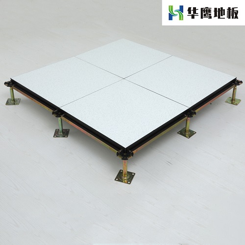 鋪設(shè)防靜電高架地板面層