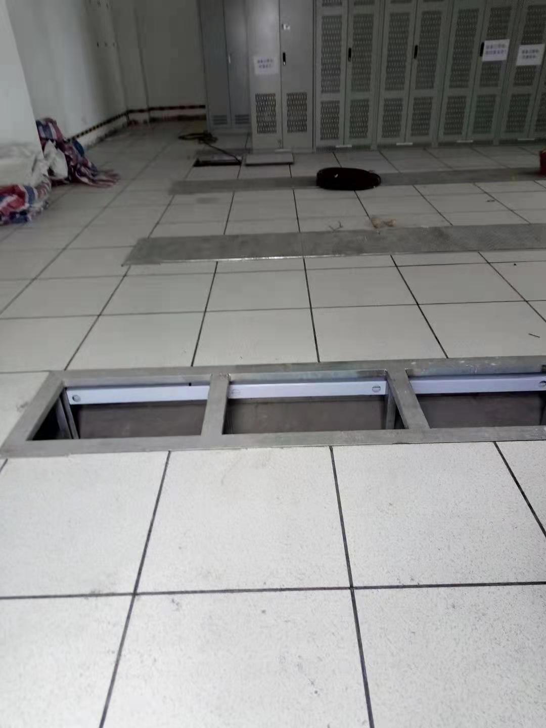 機(jī)房防靜電地板