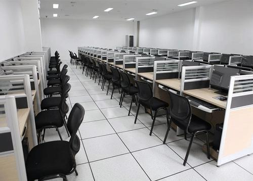 計算機網(wǎng)絡教室地板