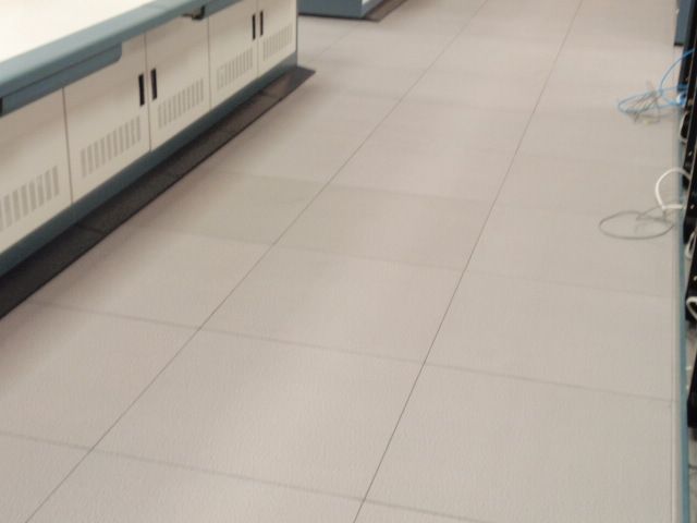 全鋼機(jī)房防靜電地板