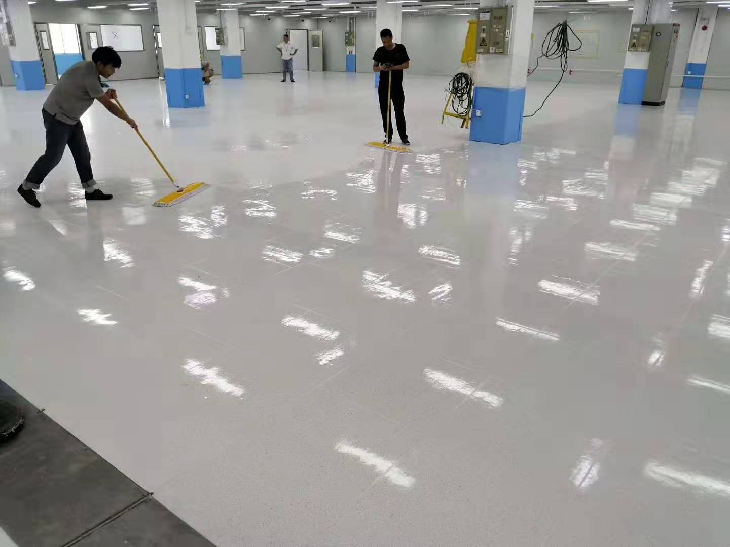 防靜電瓷質(zhì)地板