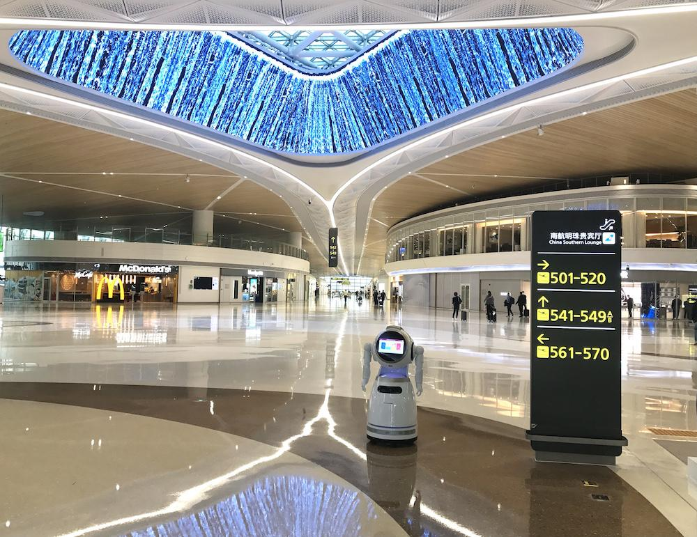 華鷹防靜地板參與深圳市機場衛(wèi)星廳項目建設(shè)